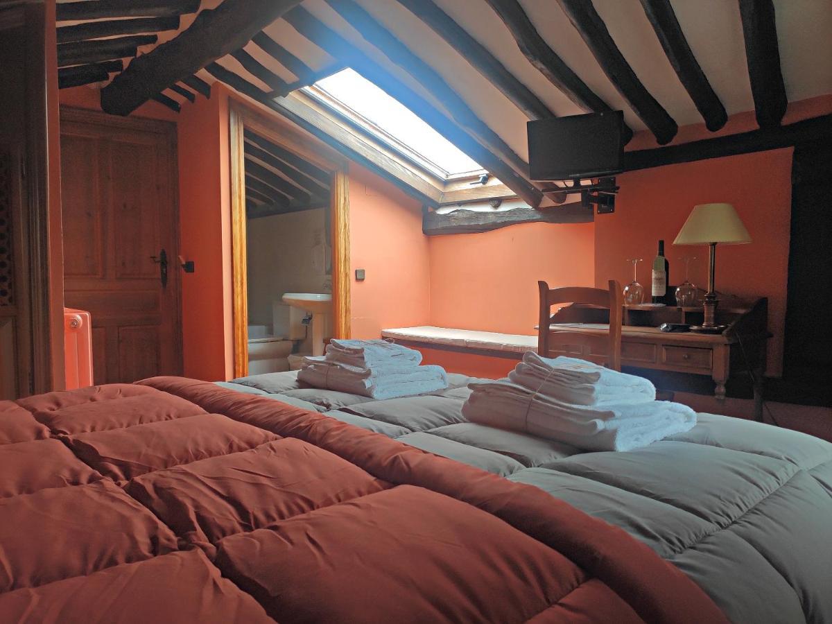 Posada De Candelario Eksteriør bilde
